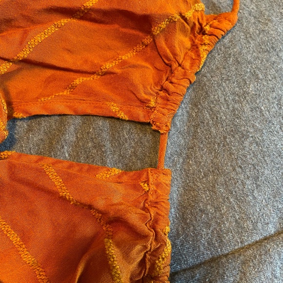 Tie-up Full Length Summer Dress - Picture 4 of 7